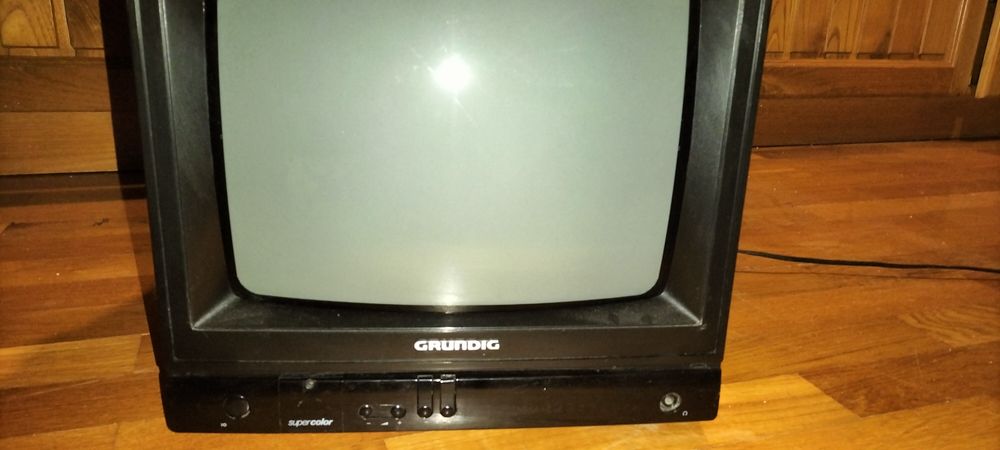 TV antiga grundig