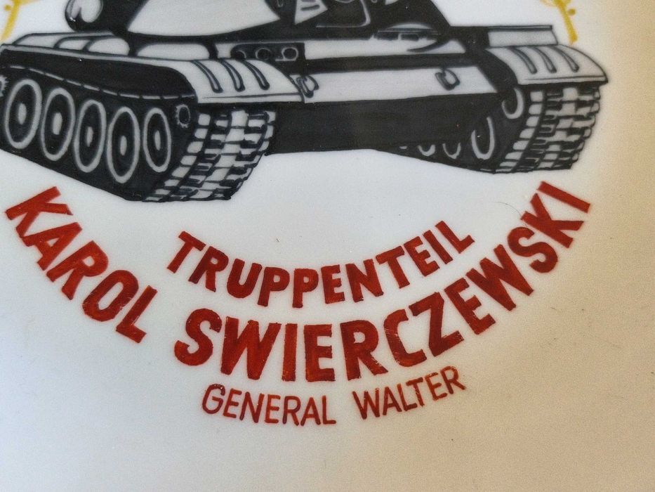 Pamiątkowy talerz kolekcjonerski NRD PRL