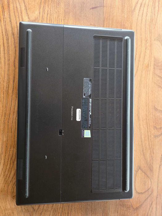 Stacja robocza Dell Precision 7740 i9-9980HK 17.3" 64GB RAM, 512GB SSD nowa bateria