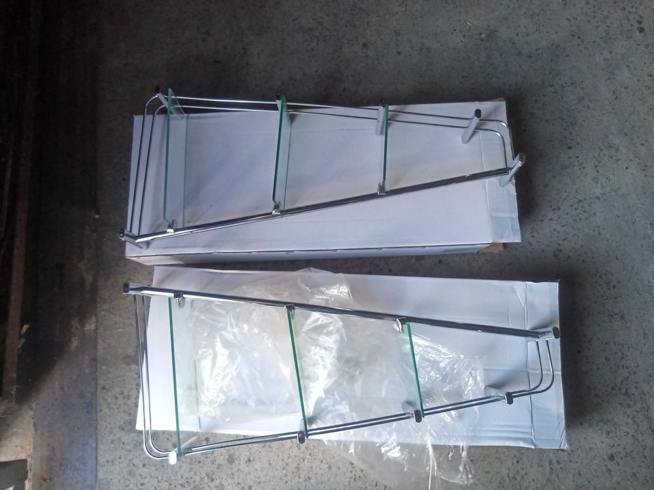 Поличка для ванної кімнати