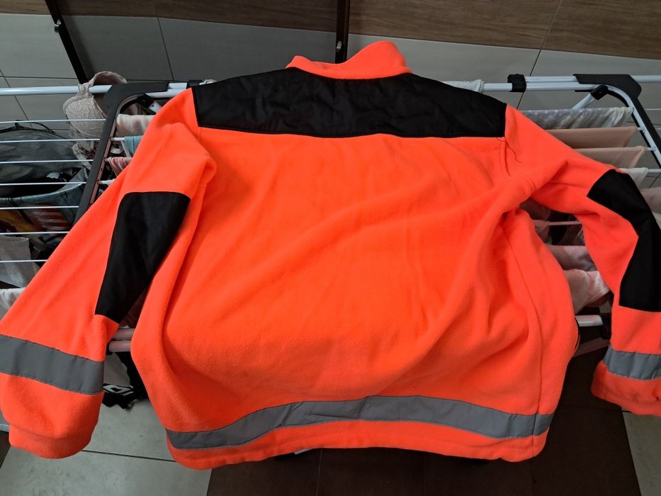 Bluza polarowa 4 XL Nowa