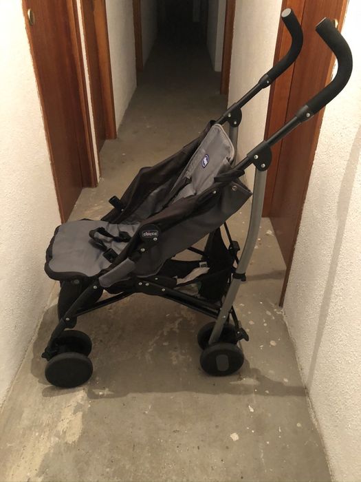 Chicco Stroller437880399269079040