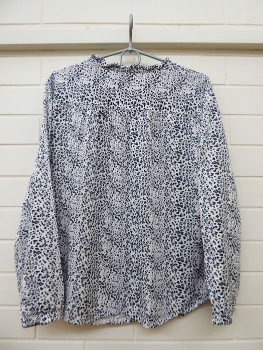 Bluzka wzór panterka biało-czarna wiązana pod szyją rozmiar 44
