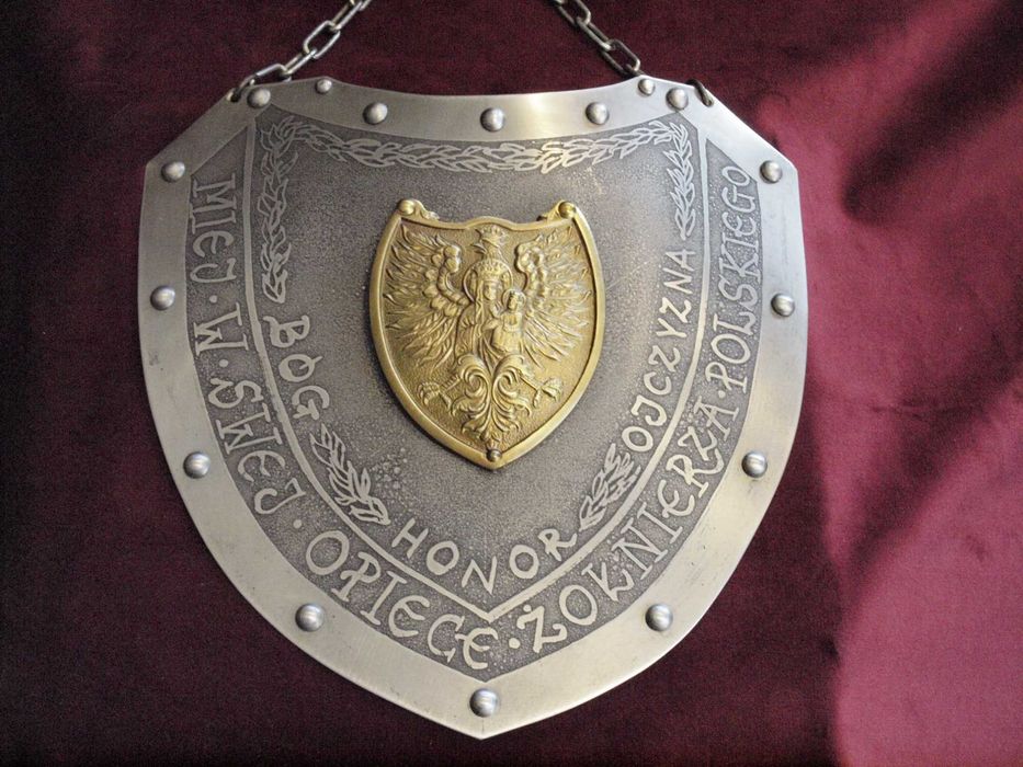 ryngraf żołnierski, patriotyczny, do szabel:  BÓG - HONOR - OJCZYZNA