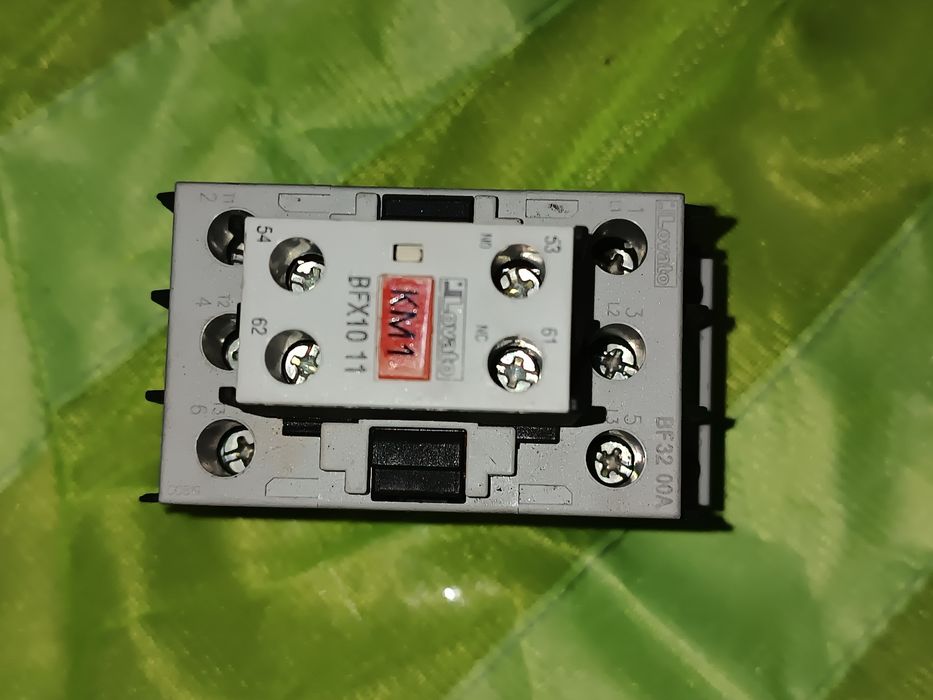 Контактор Lovato BF3200 A