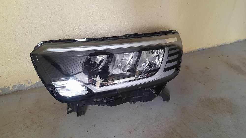 Otica lado Esquerdo Renault  kangoo 3