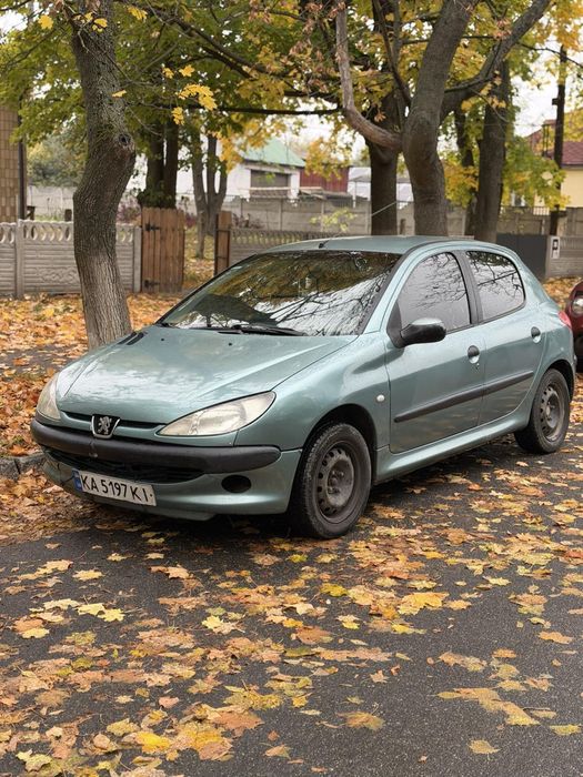 peugeot 206 1.4 бензин