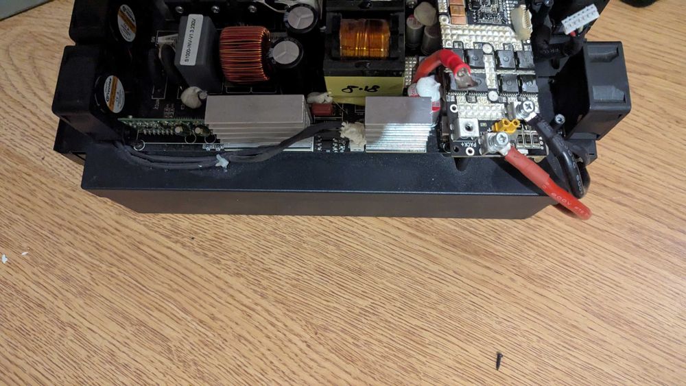 Акаммулятор li-po 24v в корпусі