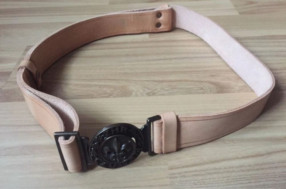 Sprzedam strój harcerski