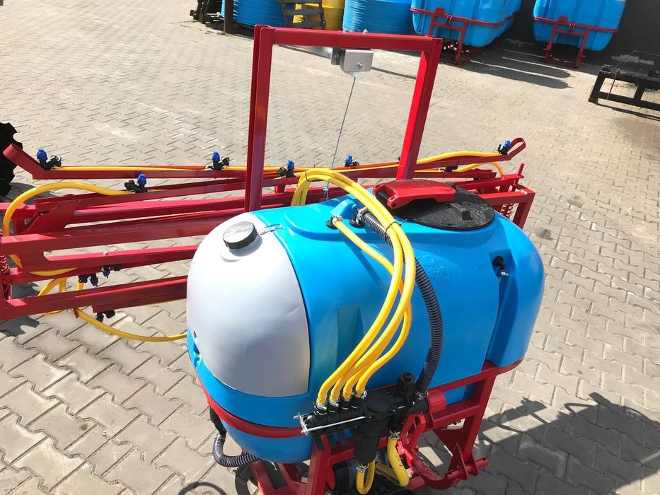 Навісний оприскувач, польський оприскувач Wirax