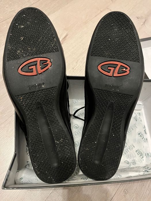 Оригінальні шкіряні туфлі Gianfranco Butteri (made in Italy)