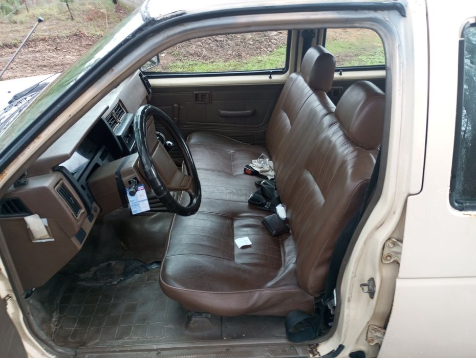 Nissan D21 pick up