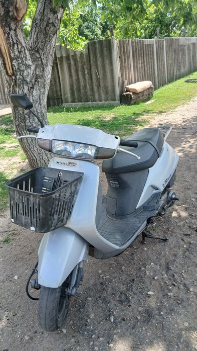 Мопеда Хонда Леад 90