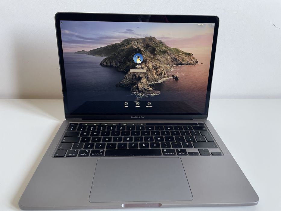MacBook Pro A2251 2020 13 cali, Intel Core i7, 16GB