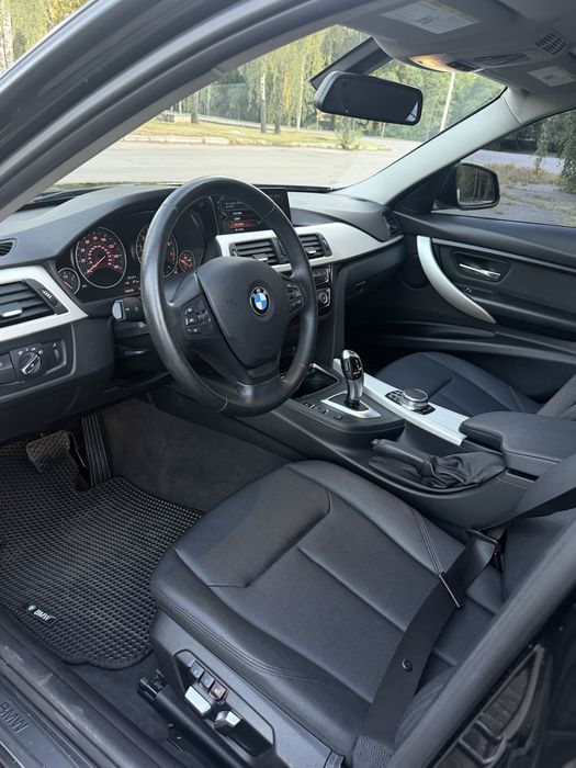 Продам Bmw 3-series f30 320i
