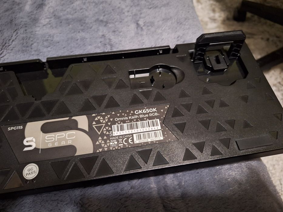 Zestaw gamingowy klawiatura i myszka