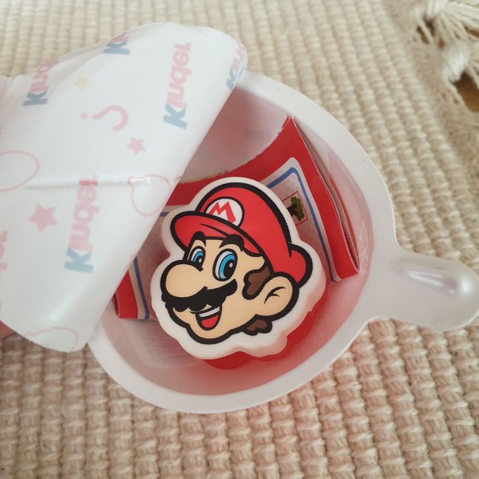 Kinder Joy Super Mario figurki