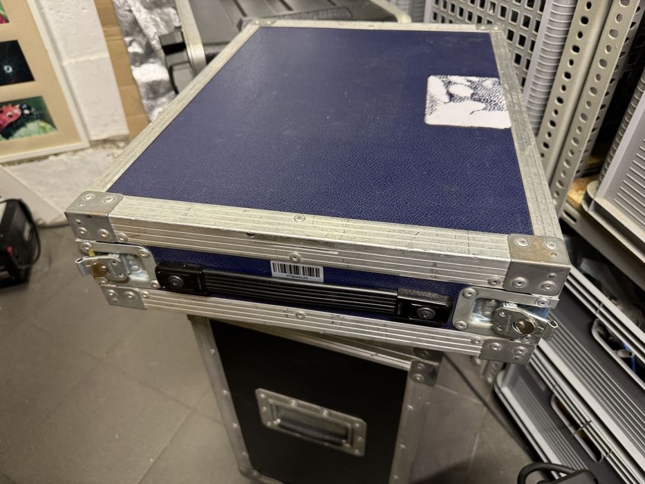 Skrzynia rack 2U 40cm wysoka jakość