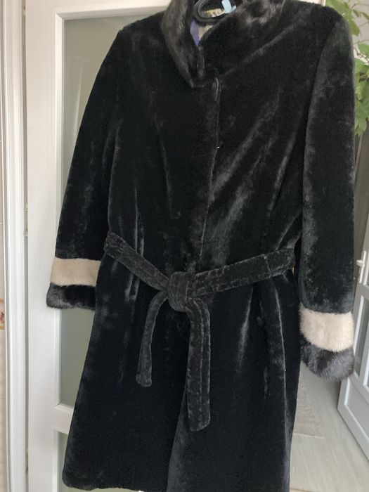 Шуба мутон и норка бу цельна