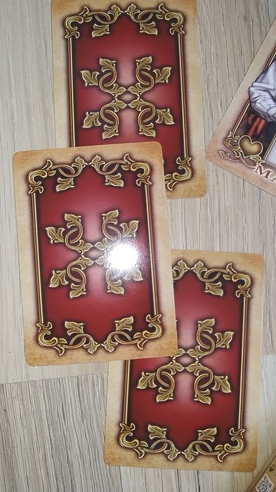Revendedora de Tarots & Oráculos – Vários Baralhos Novos – 13,50€ c/ p