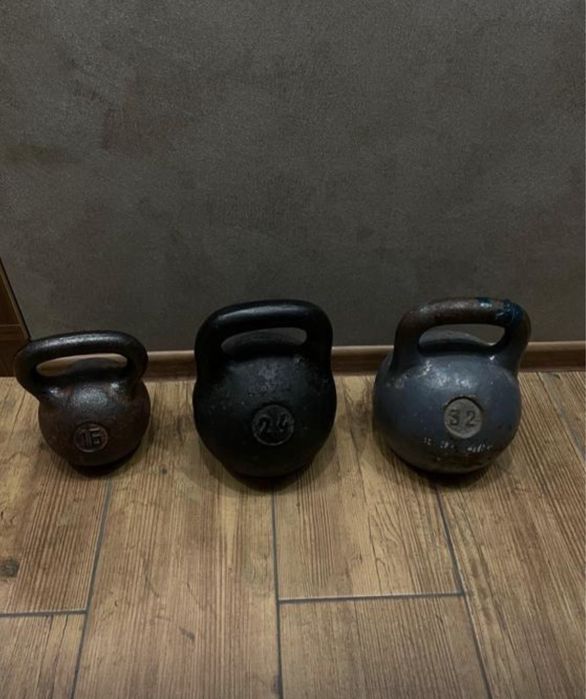 Гирі спортивні для важкоі атлетики