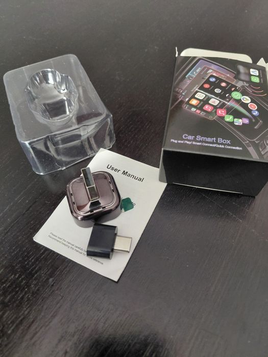 Adapter CarPlay/Android Auto.
