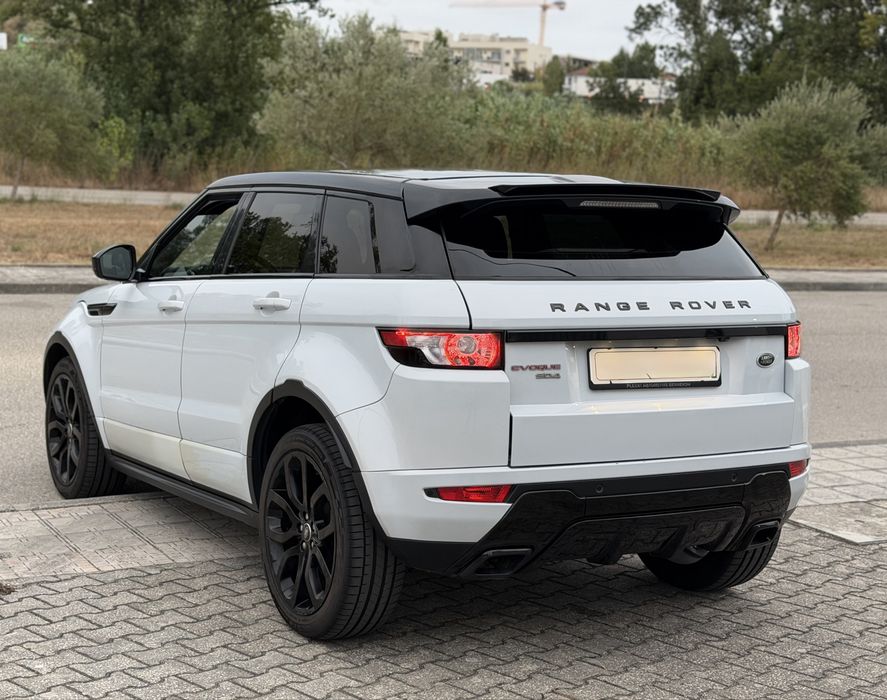 Range Rover Evoque 2.2SD4 R-Dynamic