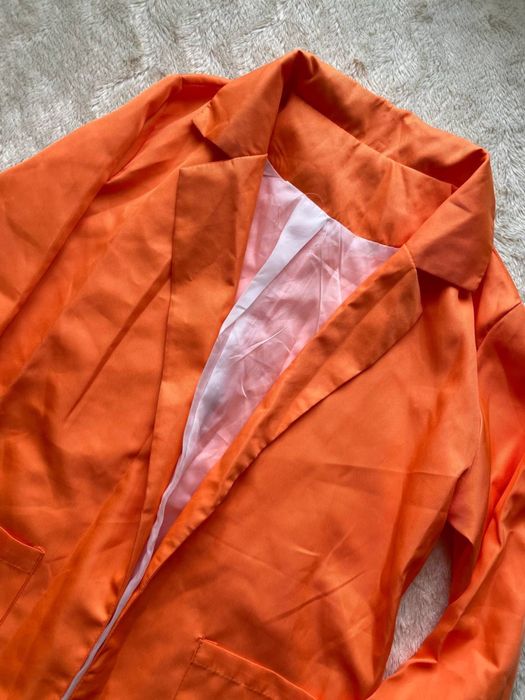 Піджак ,жекет помаранчевий