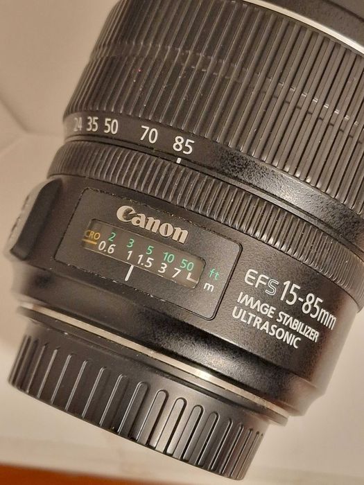 Canon EF-S 15-85mm f/3.5-5.6 IS USM + Filtro Hoya