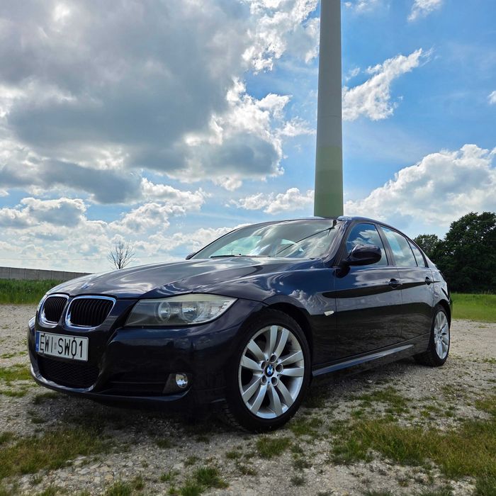 BMW 320i E90  170 KM