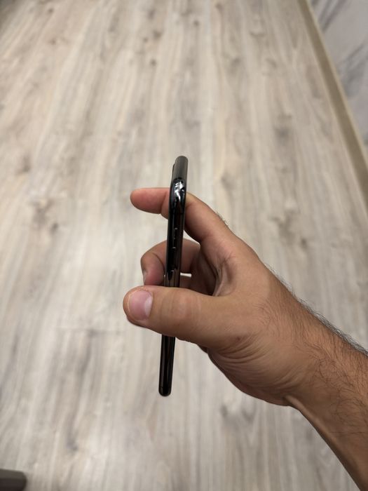 Продам Iphone 11 pro 256 gb