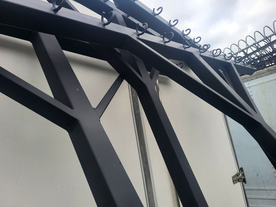 Masywne trzepaki na ubrania dywany