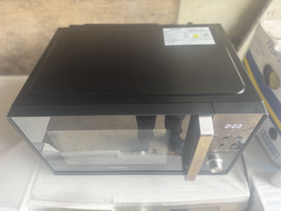 Мікрохвильова піч