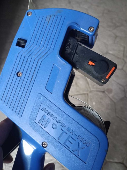 Máquina etiquetar preços