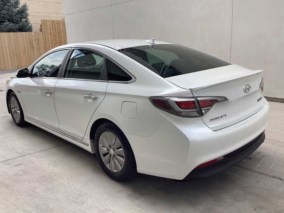 Hyundai Sonata Hyb Limited      2018