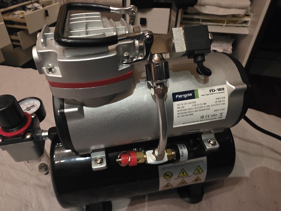 Mini compressor  Airbrush