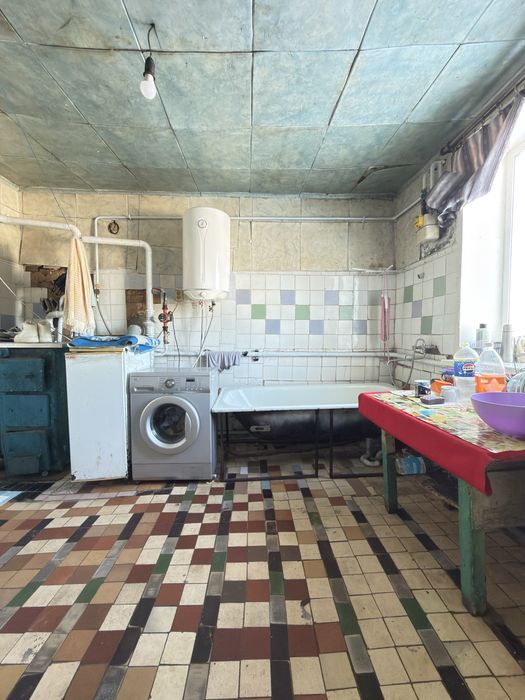 Будинок 187.7 м2 біля лісу на 16-ти сотках землі. Село Мощун