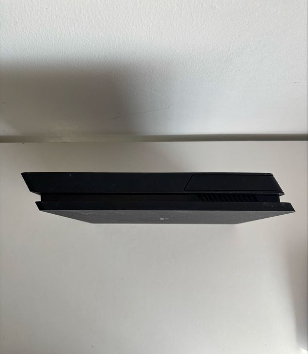 PS4 Slim 500GB – Excelente Oportunidade!