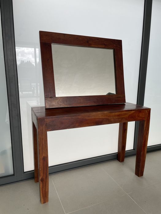 Consola rustica de madeira