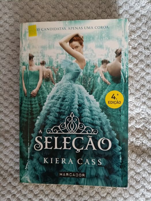 Livro "A Seleção", de Kiera Cass (portes grátis)