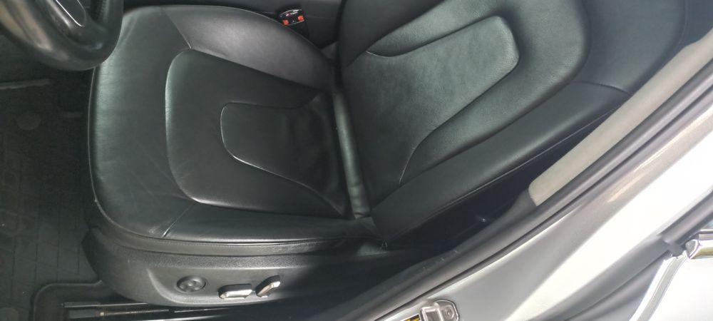 Ауди А4 б 8 квадро  2013год