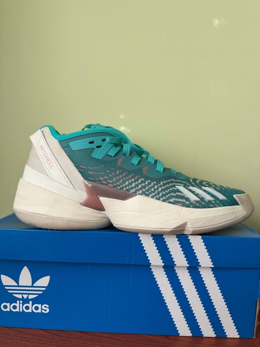 Оригінальні кросівки Adidas — zdjęcie 4