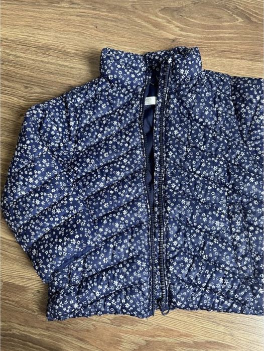 Весняна куртка на дівчинку 3-4 роки