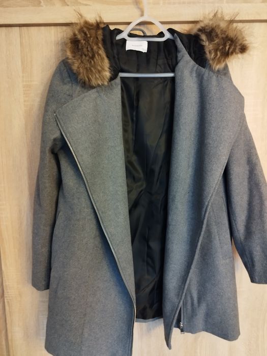 Nowy płaszczyk Reserved