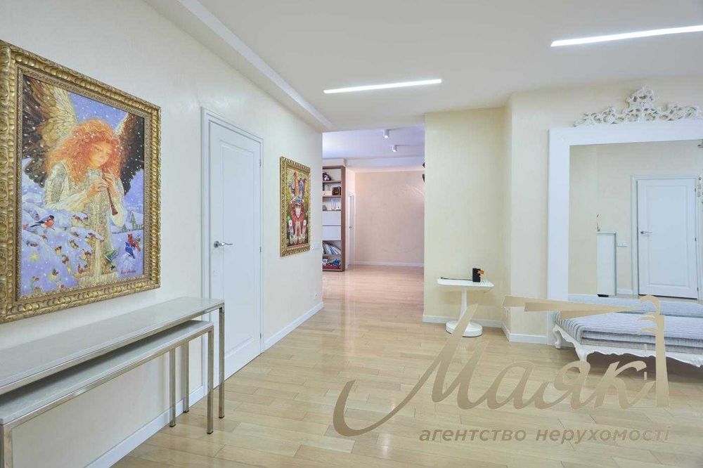 Продаж 5-кімнатної квартири з ремонтом ЖК Новопечерські Липки 4 спальні  Печерськ Верхогляда невисокий поверх
