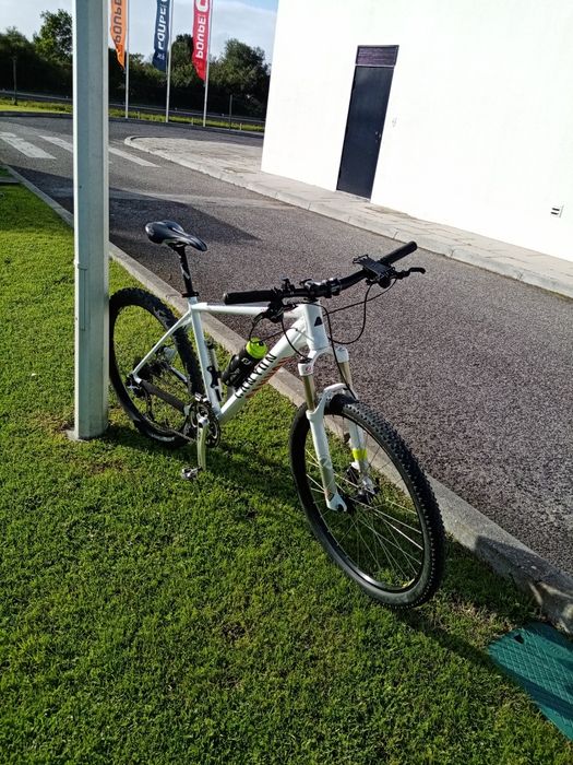 Bicicleta Canyon roda 26