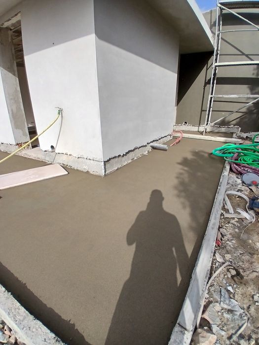 Betonilhas e betao com helecoptro