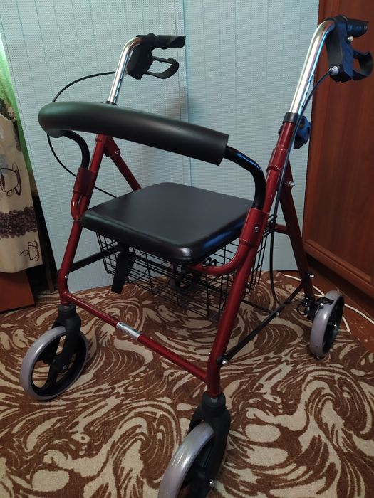 Ролатор PR881 Karadeniz Medikal