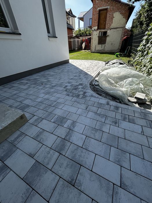 Укладка бруківки