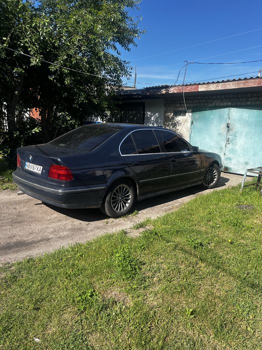 Продам BMW e39 2.5